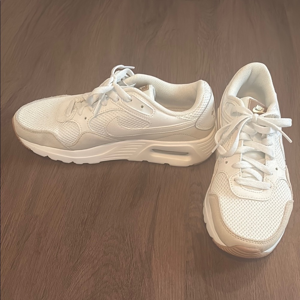 Nike White Air Max Sneakers BRAND NEW NEVER WORN